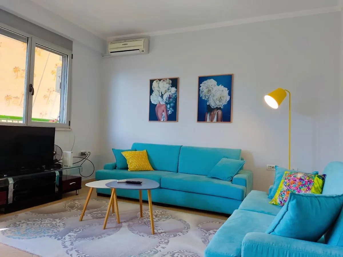 Pazari I Ri Tirana Charm Apartment