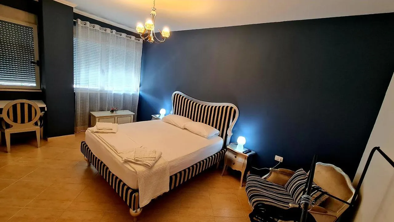 Pazari I Ri Tirana Charm Apartment